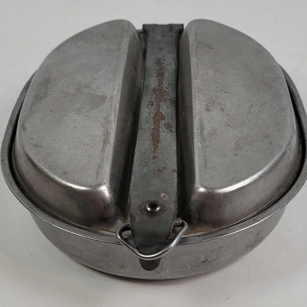 Vintage US Military Stainless Steel Mess Kit Wyott Folding Handle Camping Pan